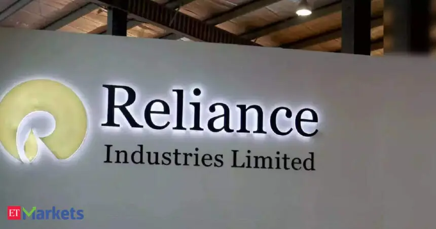 RIL Q4 Profit Beats Expectations: How Will the Stock React on Monday? Key Tips for Trading