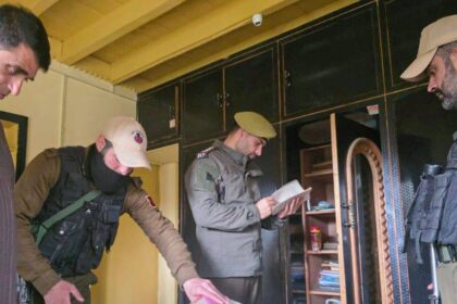 Srinagar Police Conducts Raids to Dismantle Terror Infrastructure, Seize Evidence Under UAPA