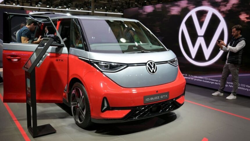 Volkswagen Announces 7,000 Layoffs Amidst 40% Net Profit Drop in Q1 Due to US Tariffs