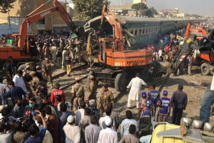 17 Killed, 50 Injured in Train Collision, Addis Ababa and Djakarta.