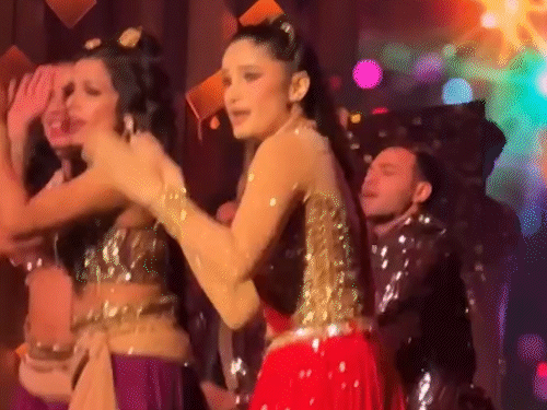 રાશાનો ડાન્સ જોઈ ફેન્સ થયા મંત્રમુગ્ધ