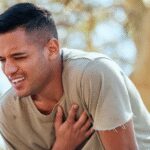 8 Early Heart Blockage Symptoms To Keep An Eye Out For: What You Need To Know