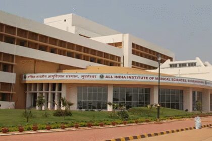 AIIMS Seeks 100 Acres from State Government for Expansion - ET HealthWorld