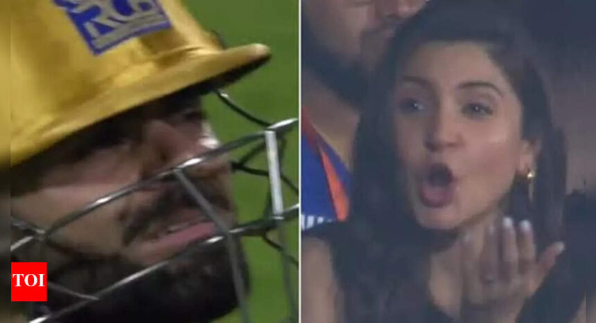 Annoyed? Anushka Sharma Can't Hide Disappointment As Virat Kohli Walks Back | Cricket News