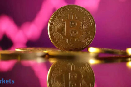 Bitcoin Surges Past $100,000 as Trade Deal Optimism Grows