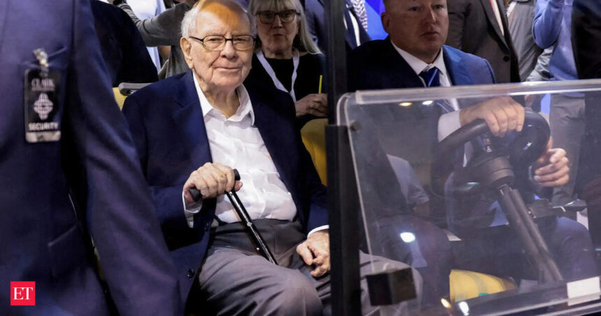 Buffett Calls for US to Avoid Using Trade as a Weapon, Unlike Trump