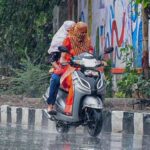 Dust Storm, Rain, Thunderstorm Hit Delhi-NCR; IMD Issues Alert - Check Forecast