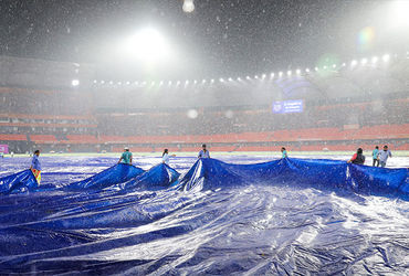 IPL-2025 : દિલ્હી-હૈદરાબાદની મેચ વરસાદમાં ધોવાઈ, બંને ટીમેને 1-1 પોઈન્ટ, SRH પ્લેઓફની રેસમાંથી બહાર