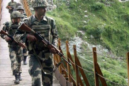Indian Army's Losses Double Those of Pakistan, Commander Claims