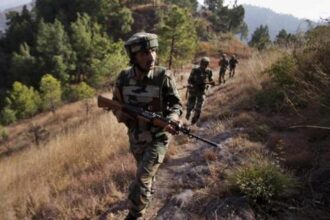 Indian firing at LoC kills seven soldiers, says Pakistan