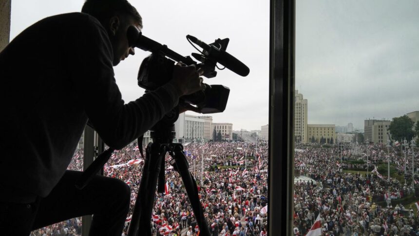 Indians Fear Fake News More Than Press Freedom