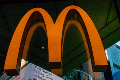 McDonald's Sees Spending Decline Amid Uncertain Economy