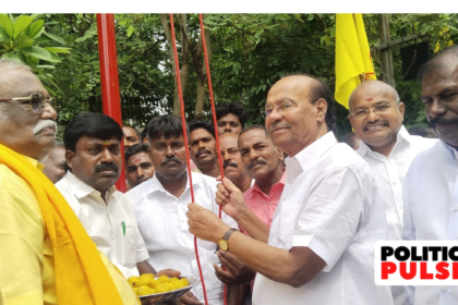 PMK Leader S Ramadoss Holds Meeting with 230 Leaders, Only 13 Attend