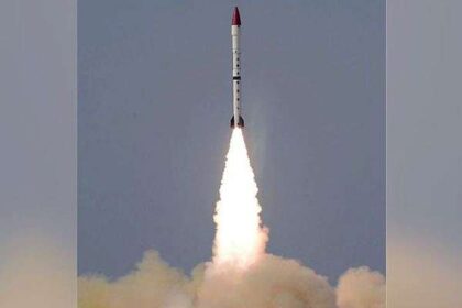 Pakistan Conducts Missile Weapon System Test Amid India Standoff