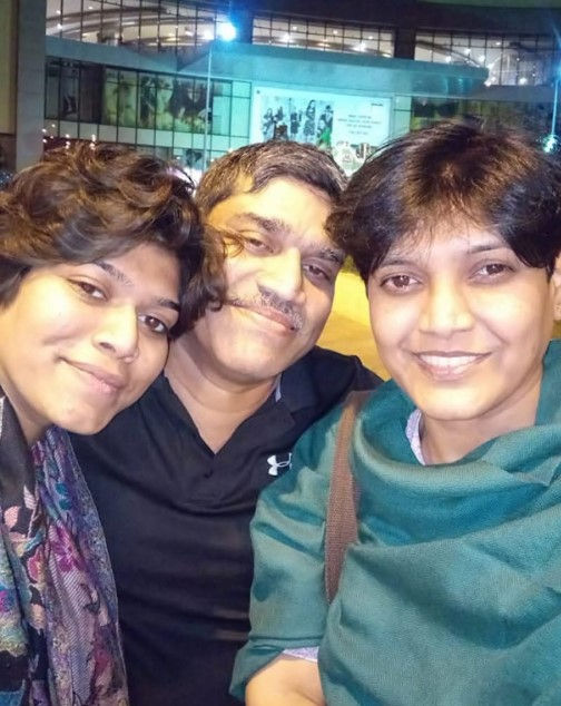 ઉત્તરકાશી હેલિકોપ્ટર દુર્ઘટનામાં મોટી અપડેટ, મૃતક પાઇલટ વડોદરાનો હતો, પાર્થિવદેહ લેવા પરિજનો રવાના 2 - image