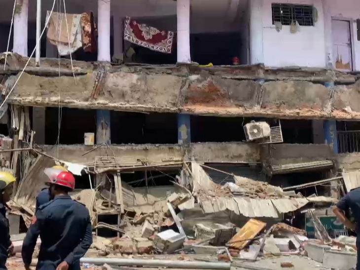 હોડી બંગલા વિસ્તારમાં જૂની ઈમારતની ગેલેરી અચાનક તૂટી પડતા અફરાતફરી મચી