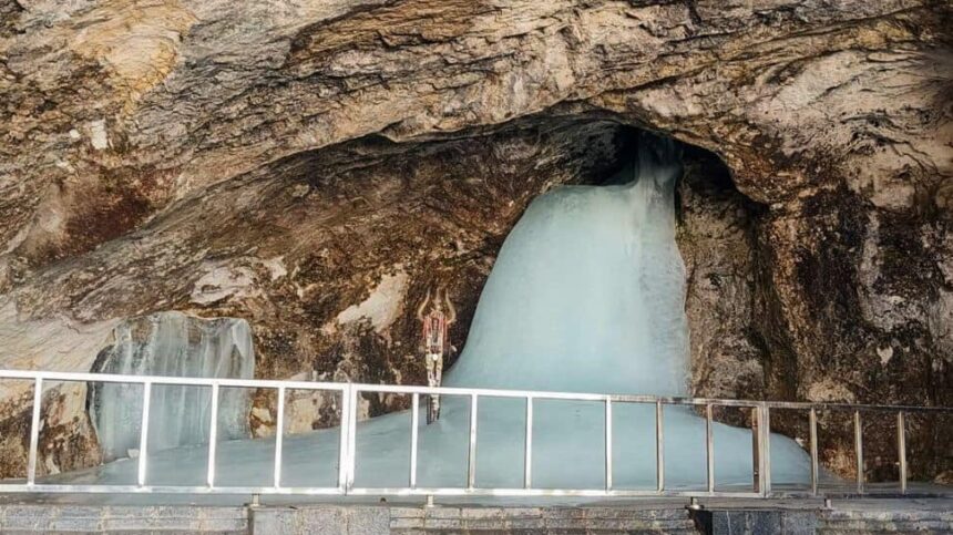 Amarth Yatra 2025: LG Manoj Sinha Assesses Security, 581 CAPF Companies, 250 Buses Deployed