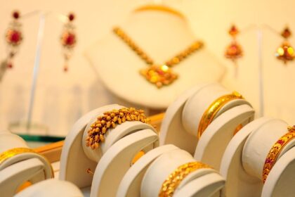 Gold Slashes 3%, Willing Insiders Supercheap Sell Offer; ₹1-Lakh Mark Ahead? How to Buy Gold Safely and Secure Profit? | THE PRIME NEWS NETWORK