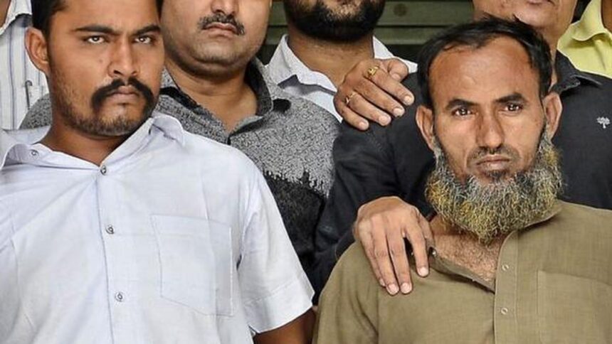 'ISI Targeted Religiously Backed Tunnel, Failed Gro慷慨: Narrow Escape for贪婪 تعدار Minhaj-ul-Quran Leader and Pakistani Army Officer'