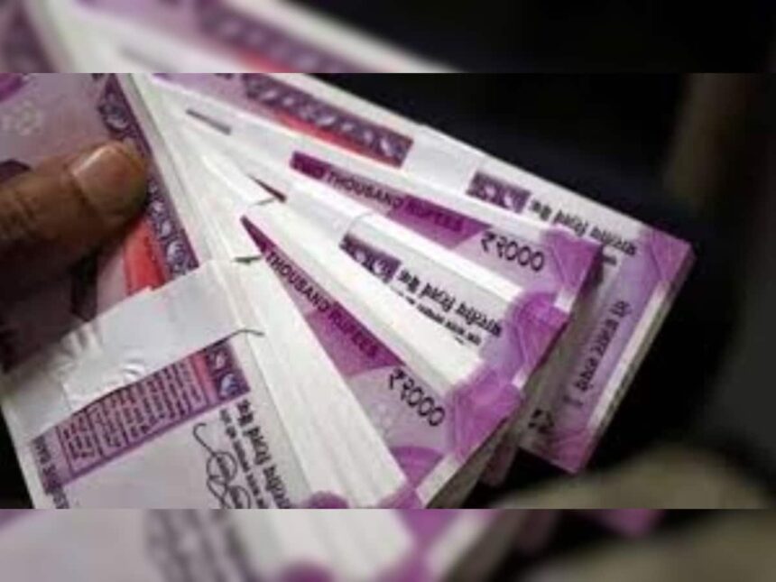 Revealed: How Many Rs 2000 Banknotes Are Currently In Circulation, According To RBI