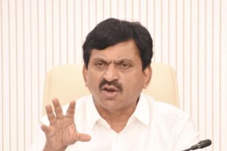 Telangana Revenue Minister Proposes Inauguration of G+3 Slum-Specific Post Offices for Hyderabad's Poor